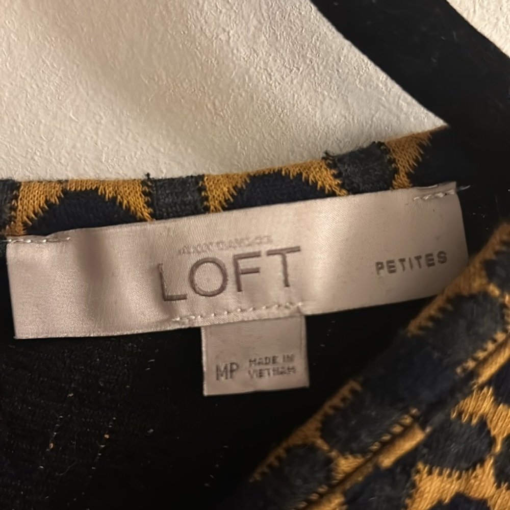 LOFT (petites) navy blue and mustard dress. - Picture 3 of 3